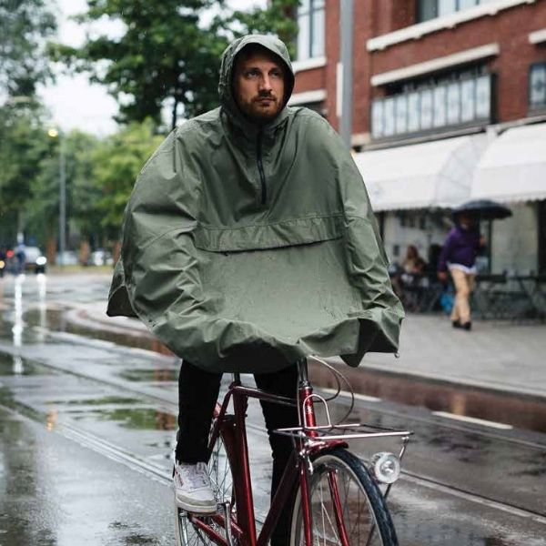 Vêtements pluie vélo spécialement conçus pour le vélotaf
